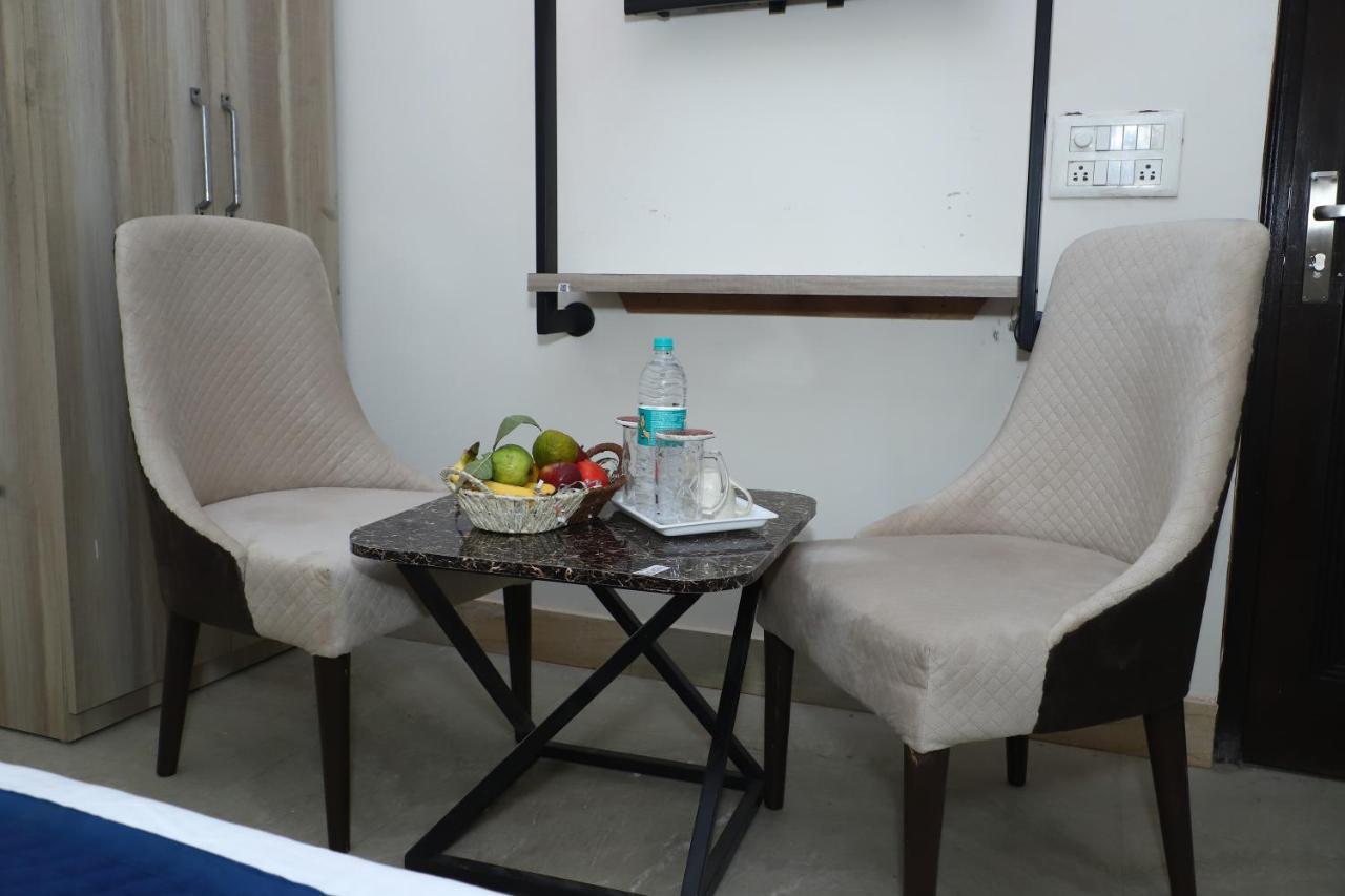 Lyf Corporate Suites - Noida Sector 19 Exteriér fotografie