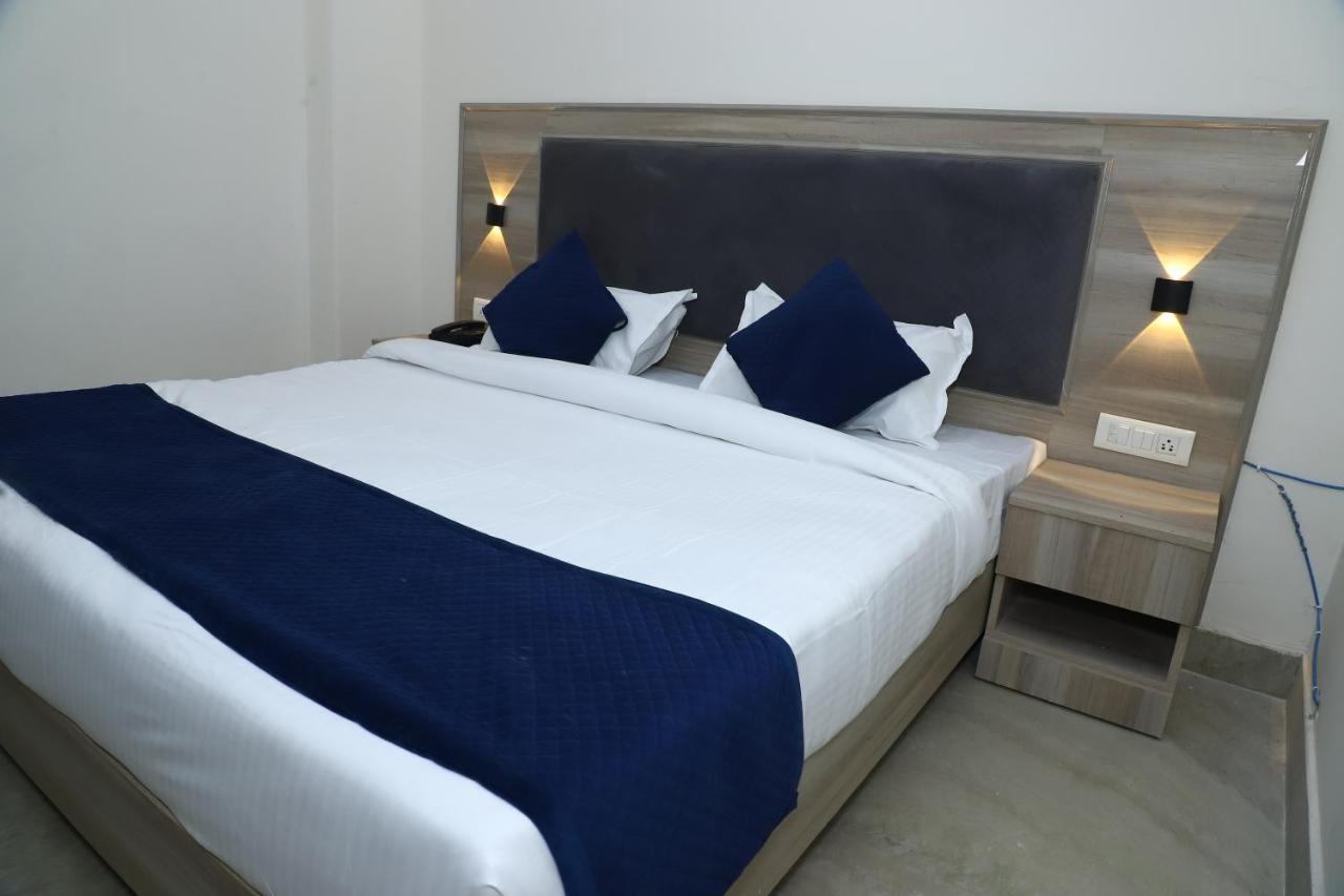 Lyf Corporate Suites - Noida Sector 19 Exteriér fotografie