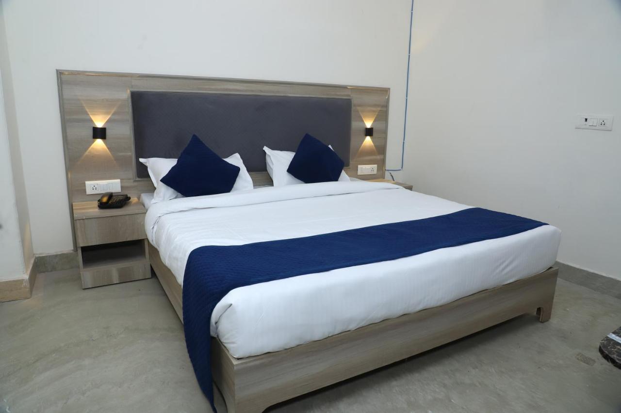 Lyf Corporate Suites - Noida Sector 19 Exteriér fotografie